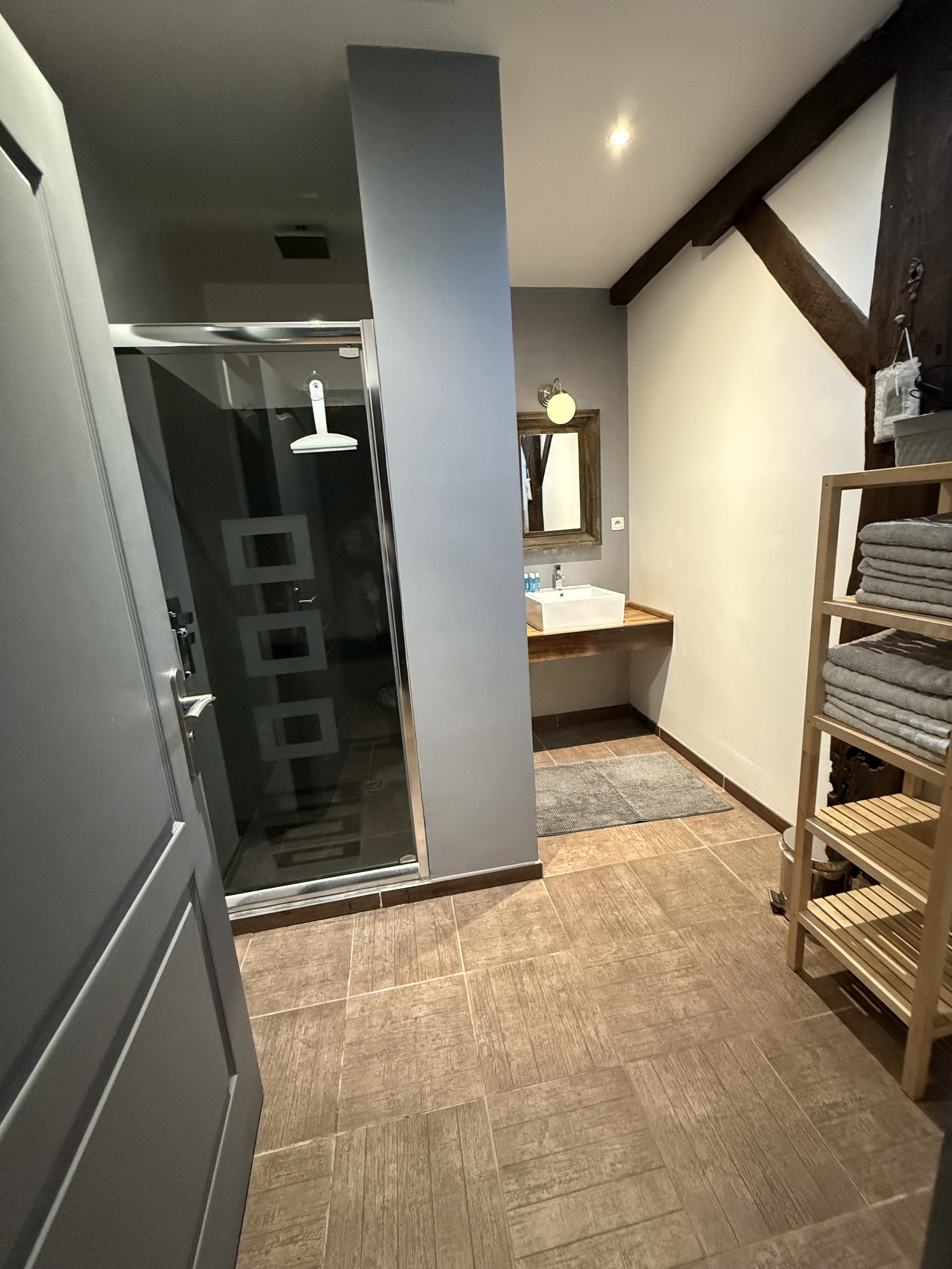 67040CB9_26EF_4710_9824_63C41DBF9FA4_1_201_a_min.jpeg 67040CB9_26EF_4710_9824_63C41DBF9FA4_1_201_a_min.jpeg