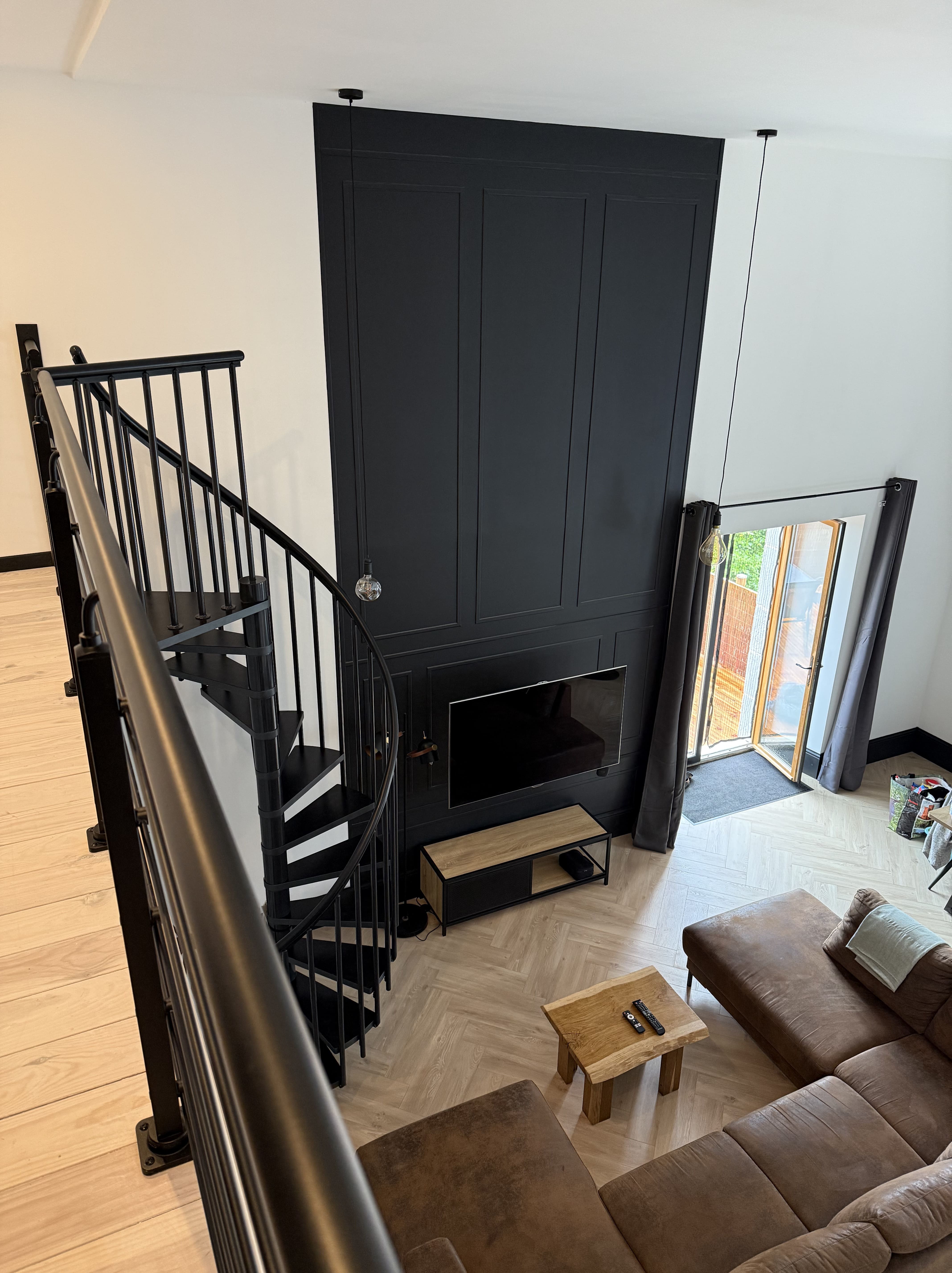 IMG_2236_min.jpeg IMG_2236_min.jpeg